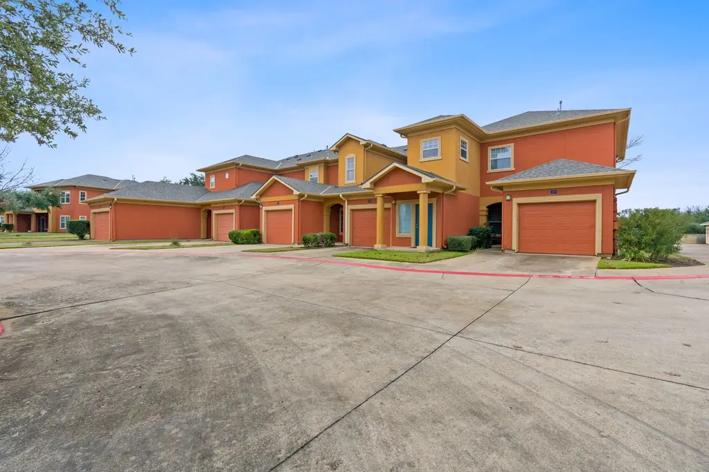2900 S Lakeline Boulevard 322, Cedar Park