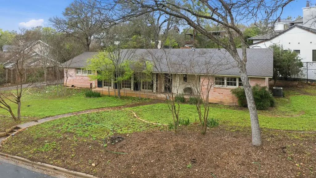 3400 Foothill Parkway, Austin