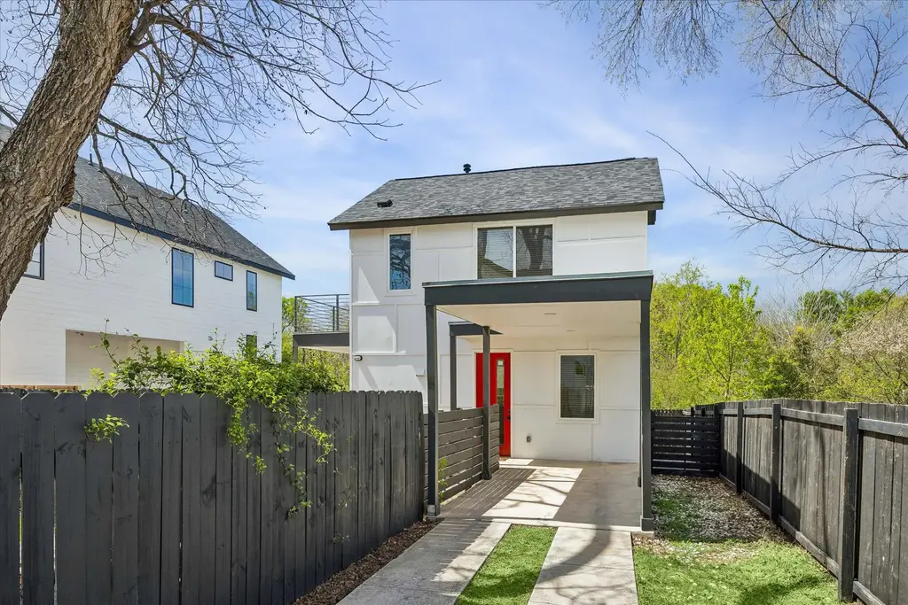 1182 Ridgeway Drive B, Austin