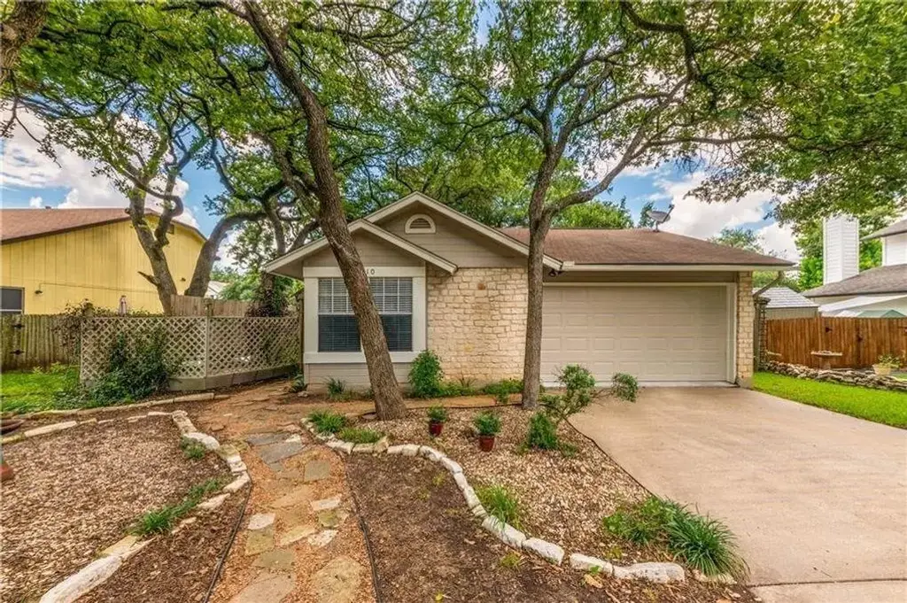 3010 Red Bay Drive, Cedar Park