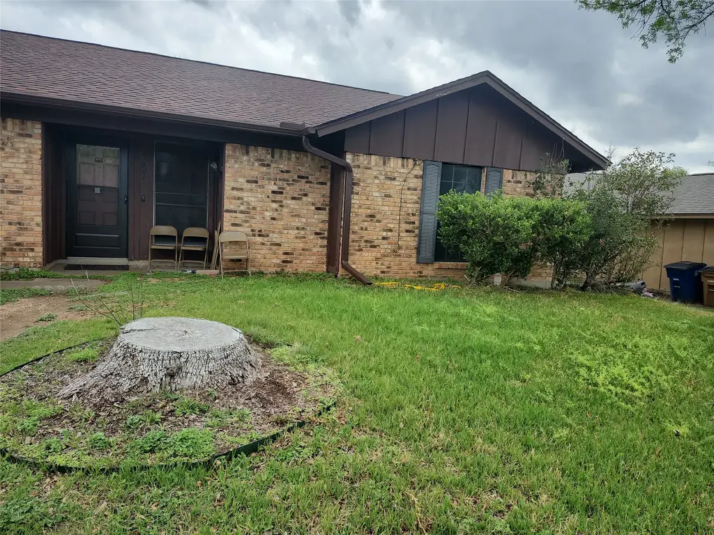 5001 Bundyhill Drive, Austin
