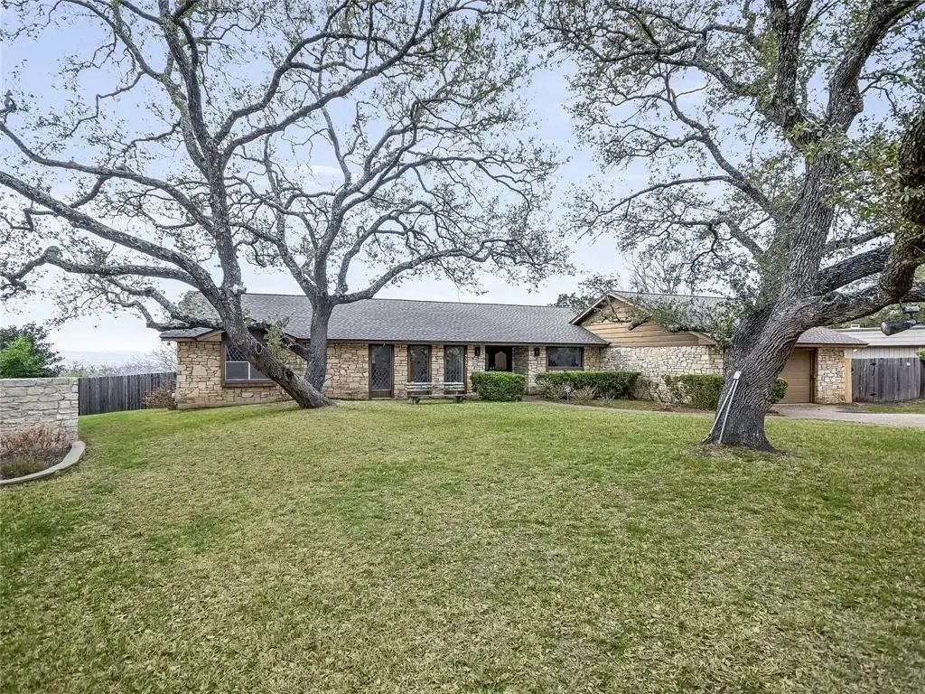 4505 Deepwoods Drive, Austin
