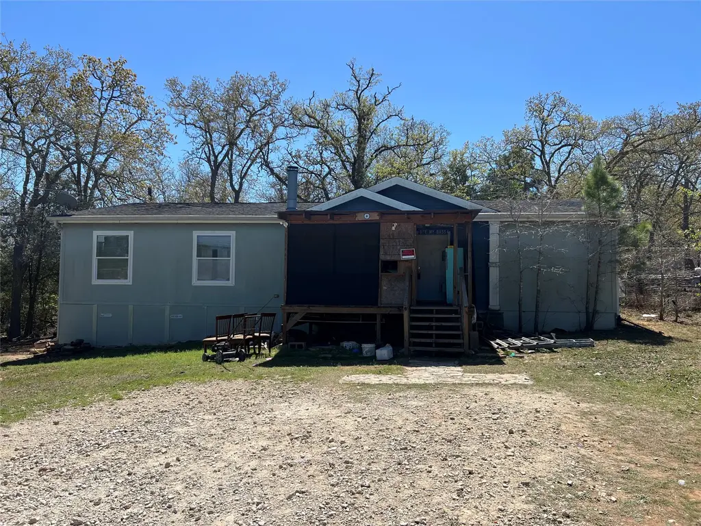 111 Road Runner Lane, Bastrop