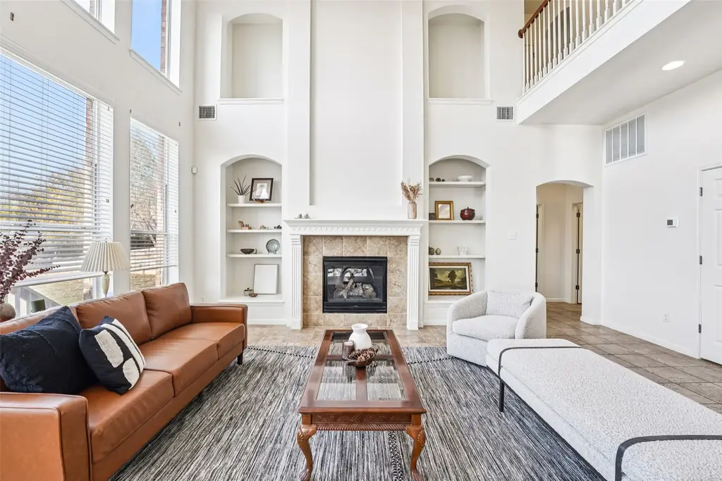 2209 Buffalo Gap, Leander