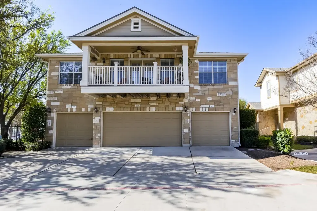16100 S Great Oaks Drive 102, Round Rock