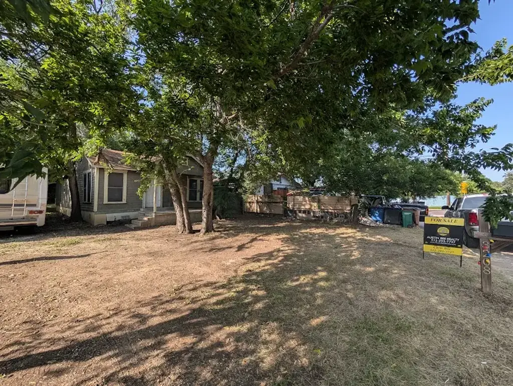 3208 E 16th Street, Austin