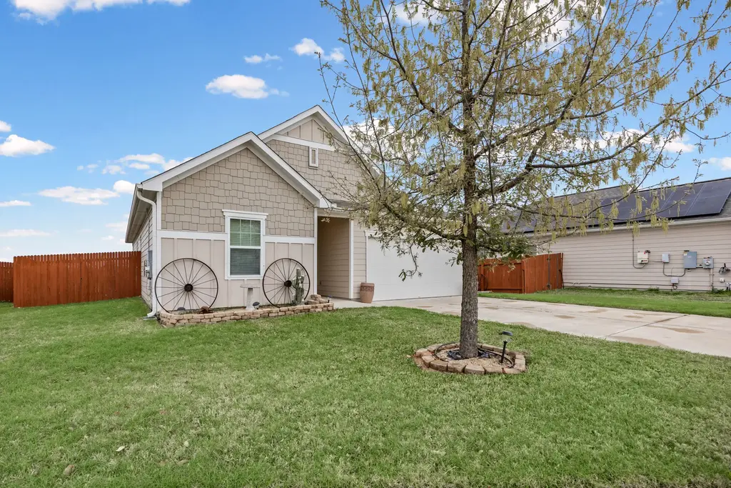 19408 Mary Ozburn Place, Manor