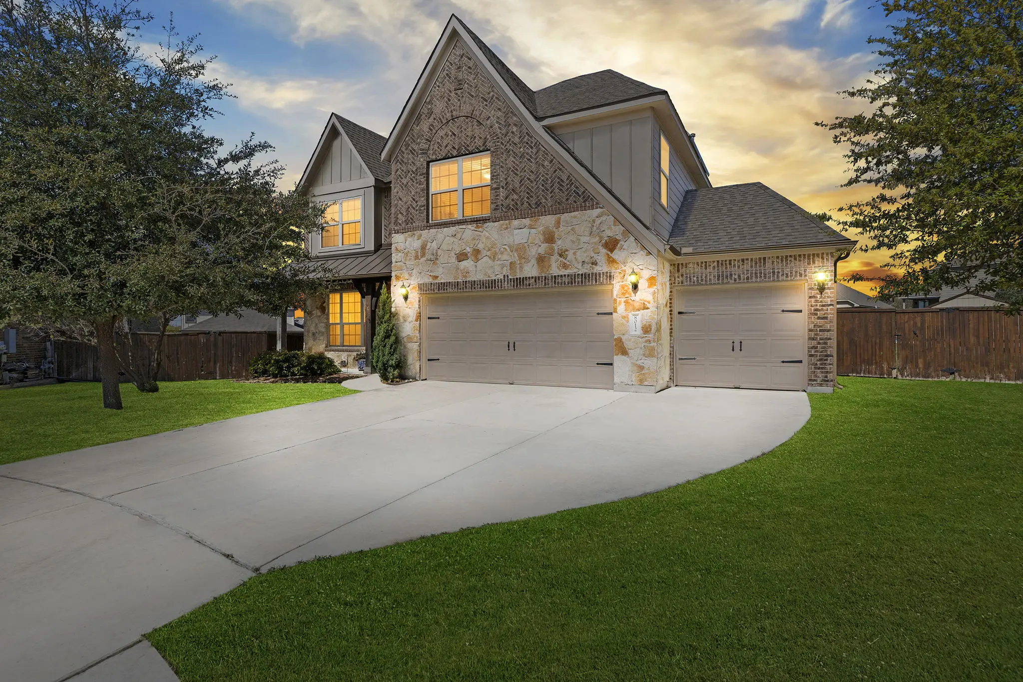 Photo of Listing #8223563