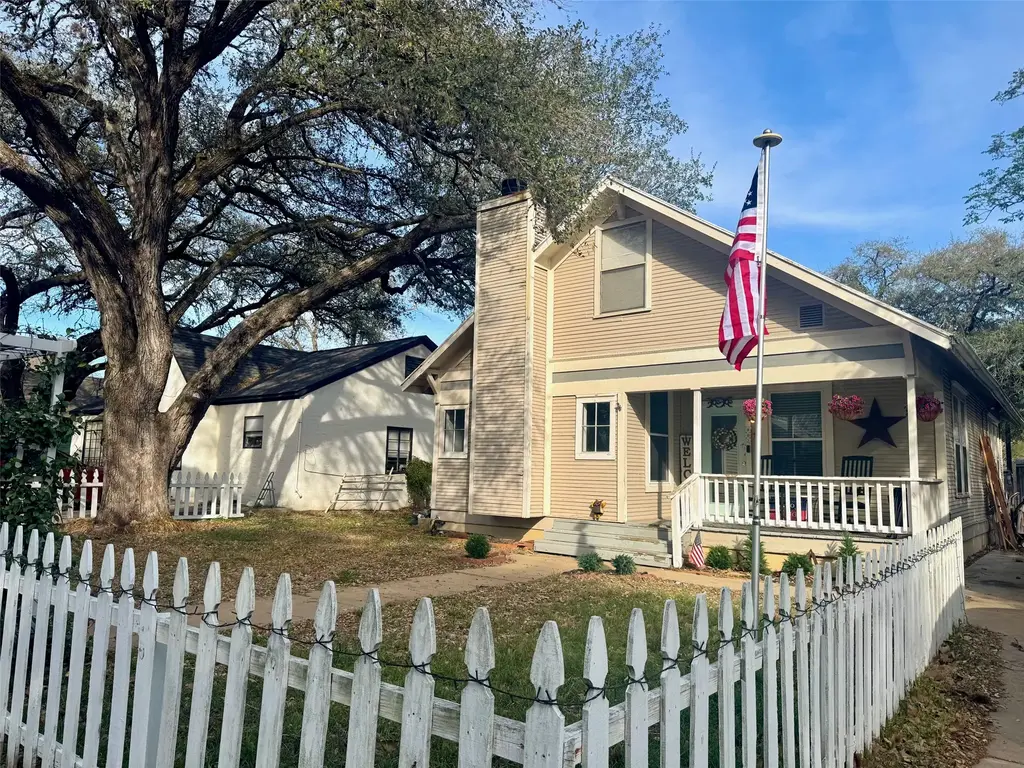 802 Hudgins Street, Smithville
