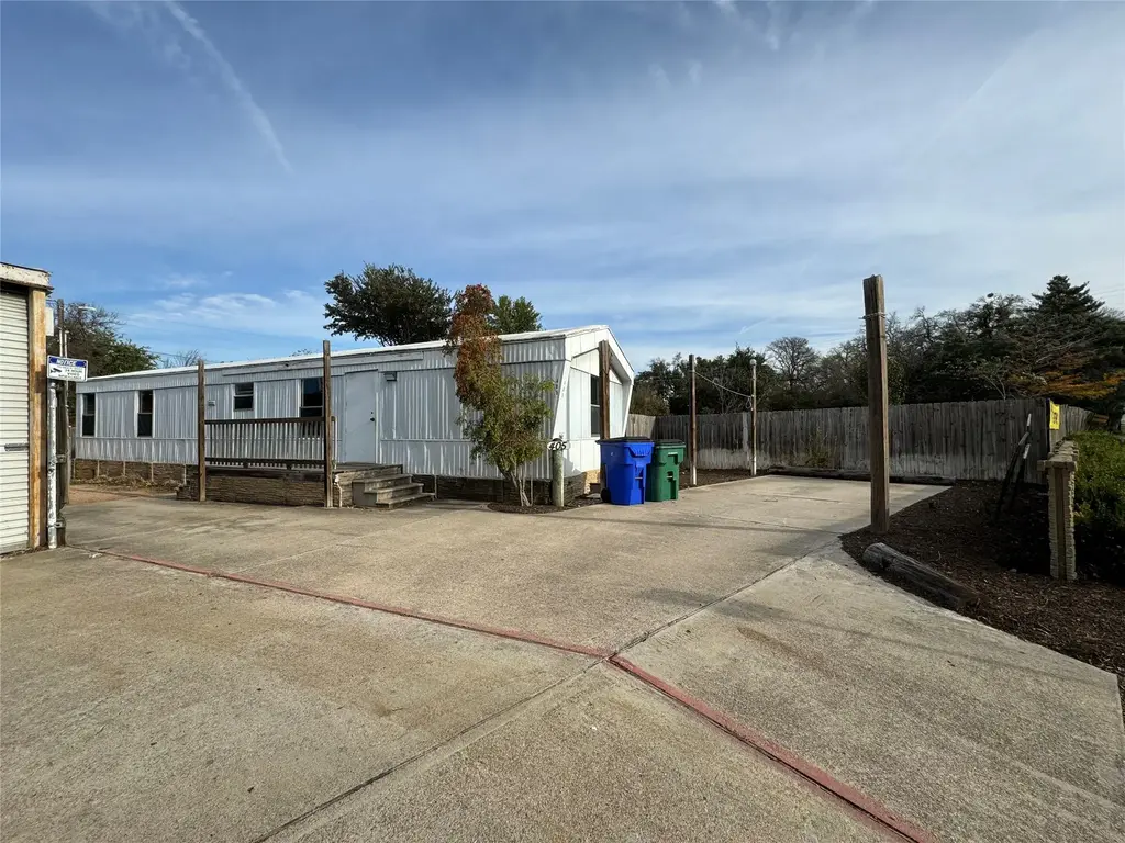 405 E Park Street, Cedar Park