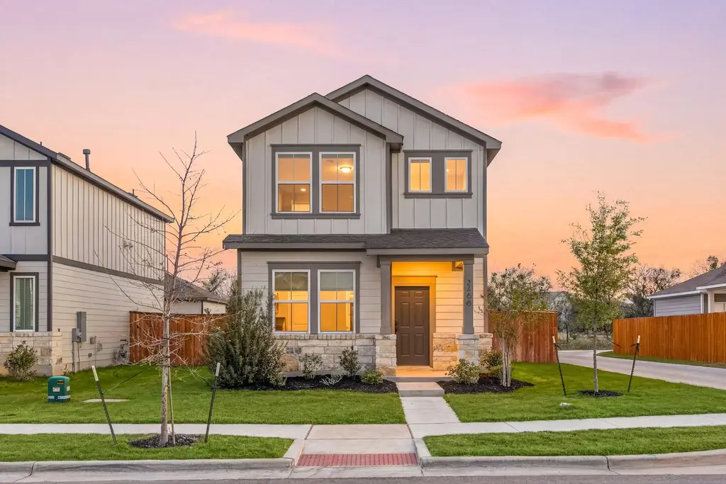 2460 Jack Nora Way, Round Rock