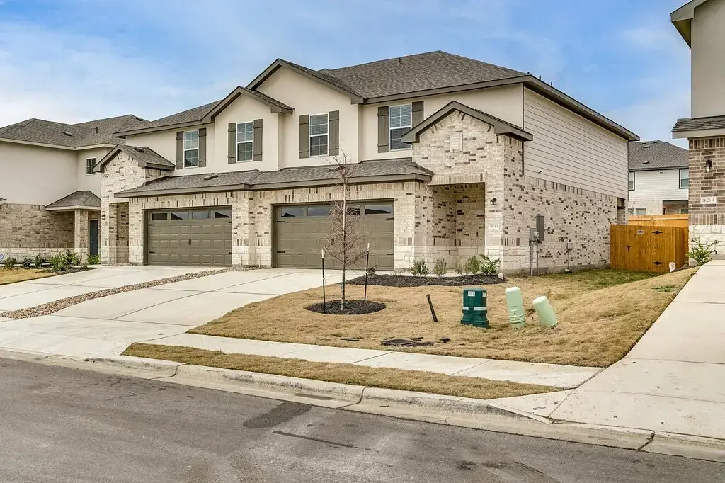 14824 Grey Ghost Way A, Manor
