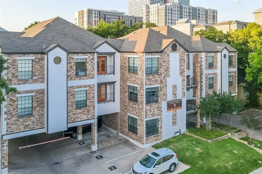 912 W 22nd Street 305, Austin
