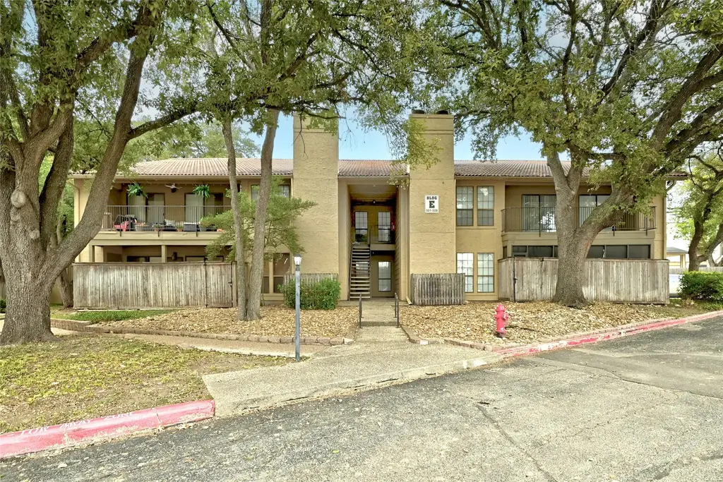 1202 Thorpe Lane 508, San Marcos