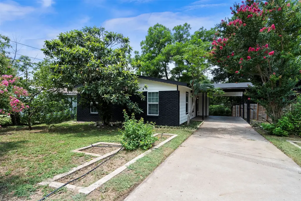 3002 Brinwood Avenue, Austin