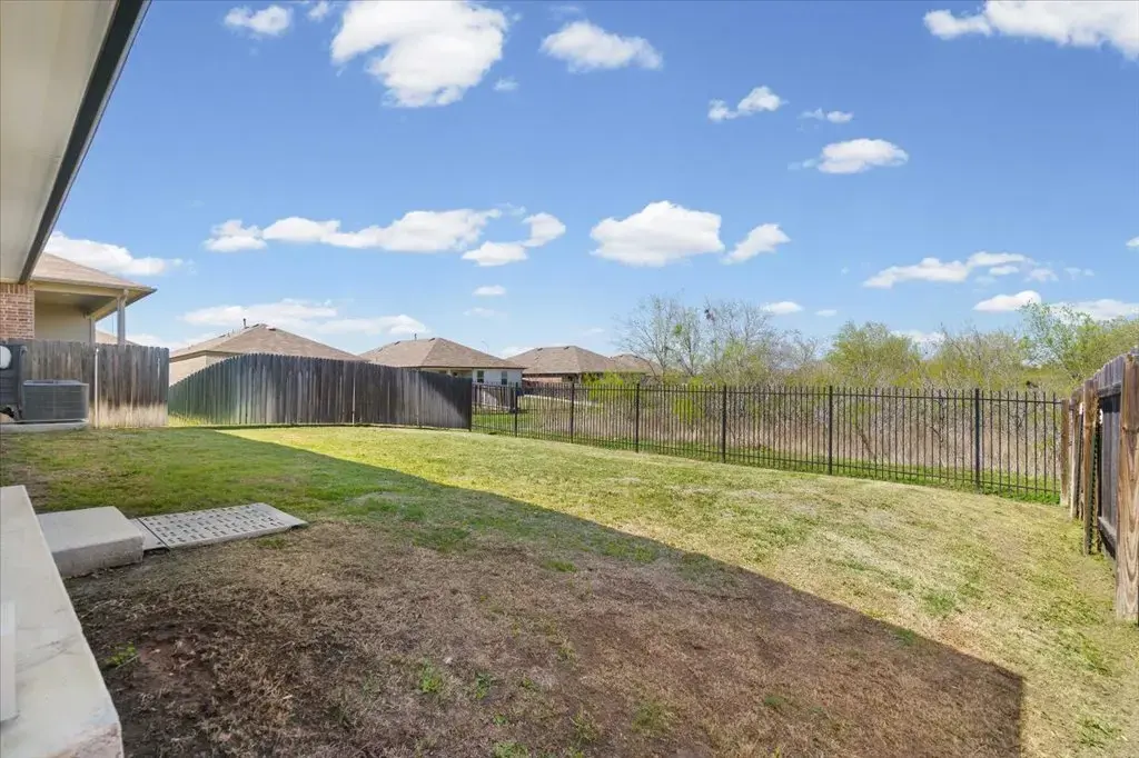 19916 Ann Richards Avenue, Manor