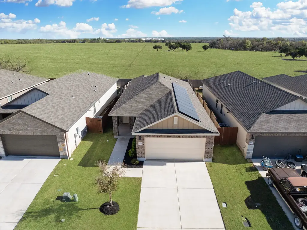 200 Longmount Cove, Liberty Hill