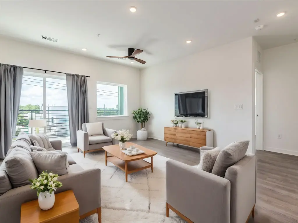 4802 S Congress Avenue 310, Austin