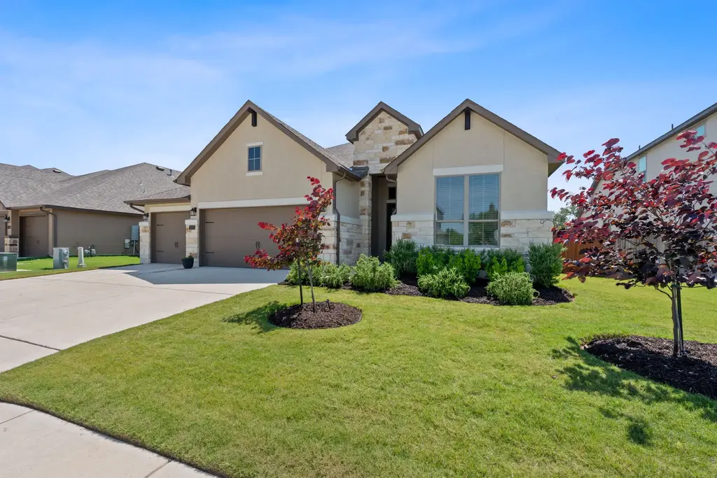 1437 Argyll Park, Bulverde