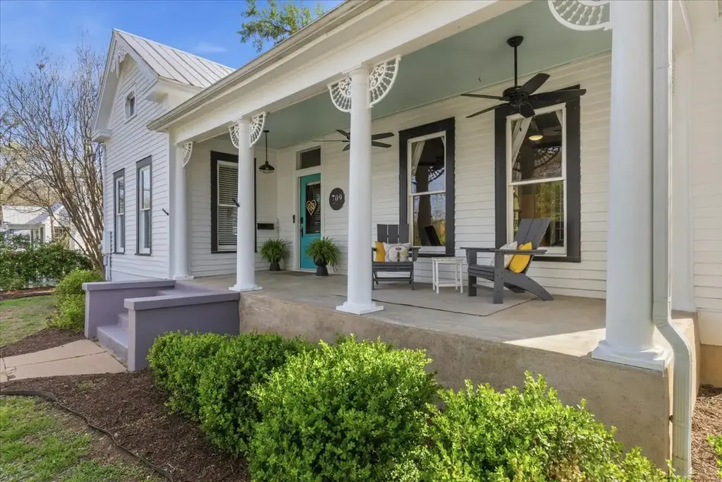 709 Hill Street, Bastrop