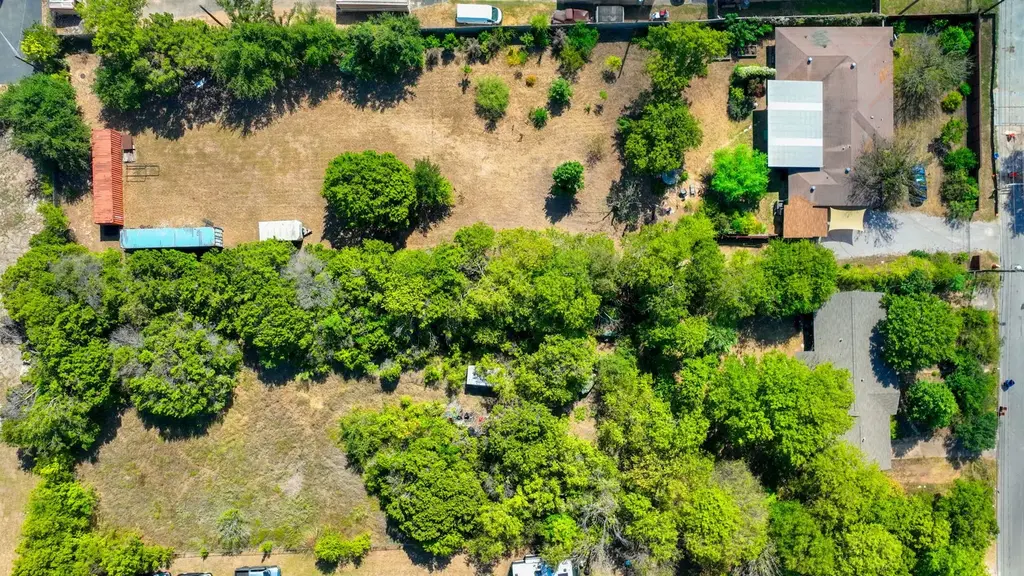 700 & 604 Corral Lane, Austin