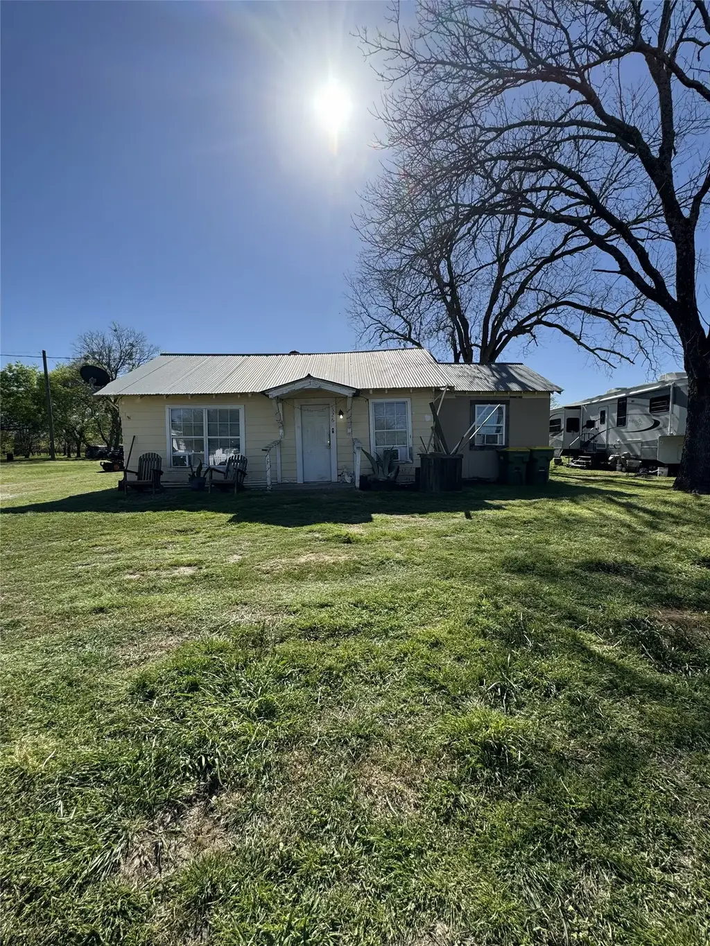 526 Henderson Boulevard, Groesbeck