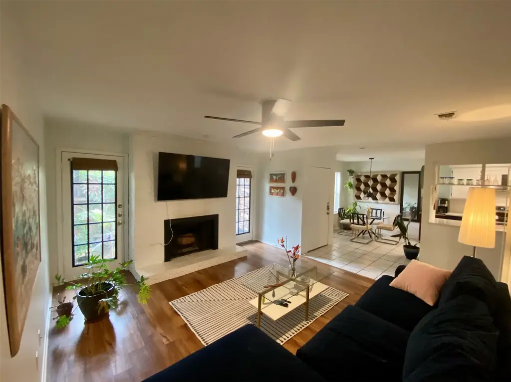 2906 West Avenue 2, Austin