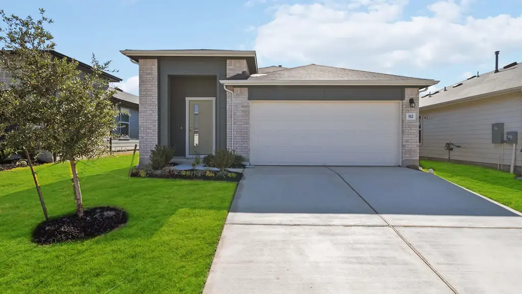 480 Globe Mallow Circle, Kyle