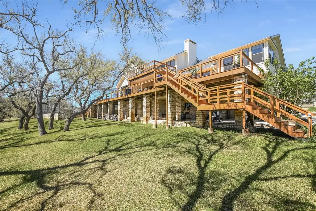 23521 Flat Creek Drive, Marble Falls