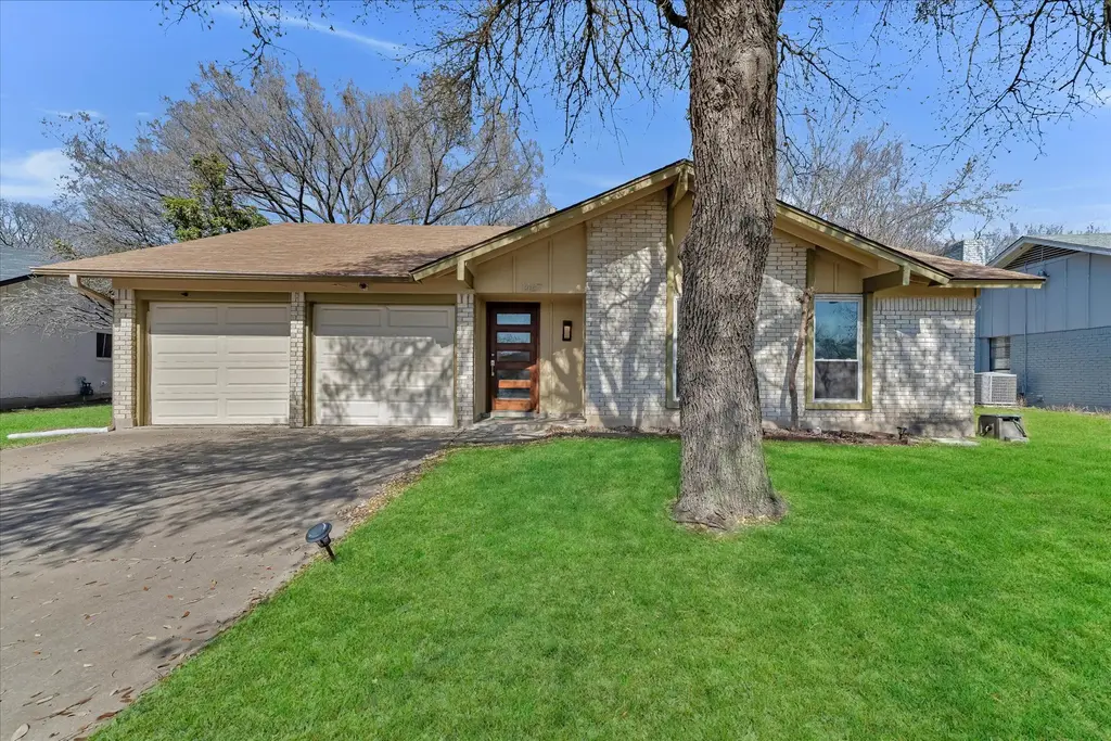 1467 S Meadows Drive, Austin