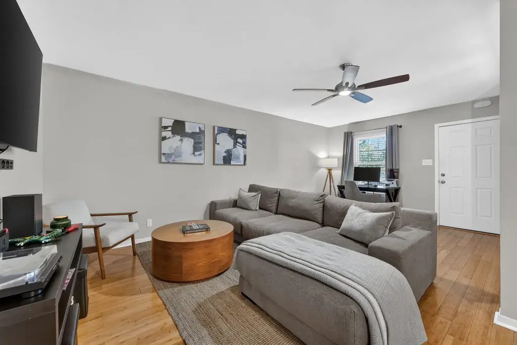 1240 Barton Hills Drive 206, Austin