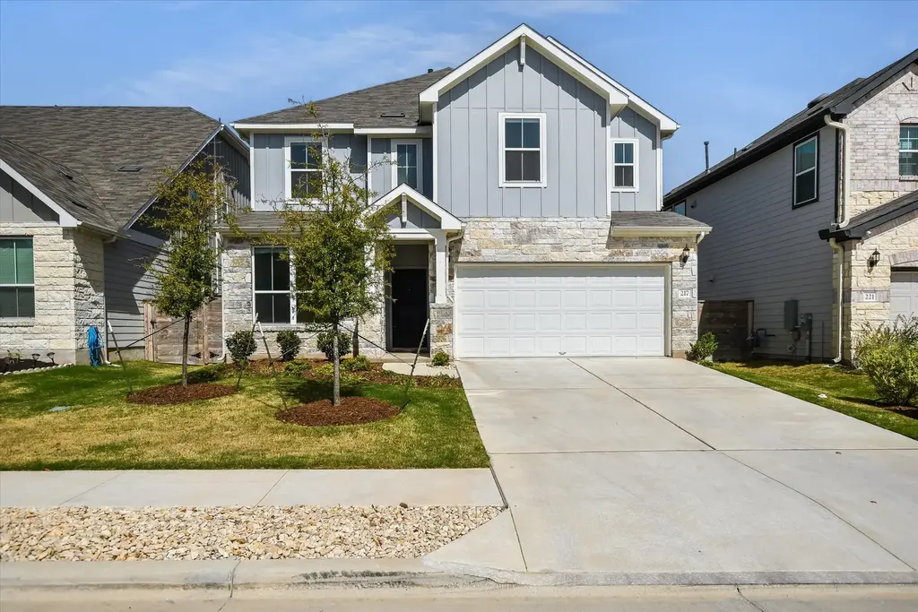 217 Turnbuckle Bend, Leander