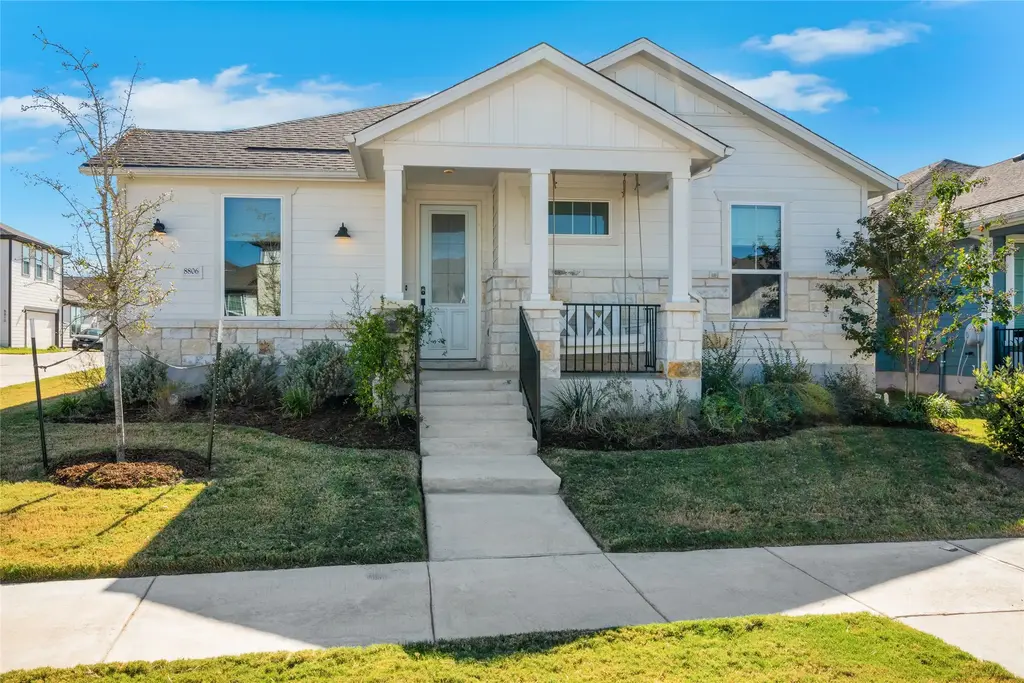8806 Bestride Bend, Austin