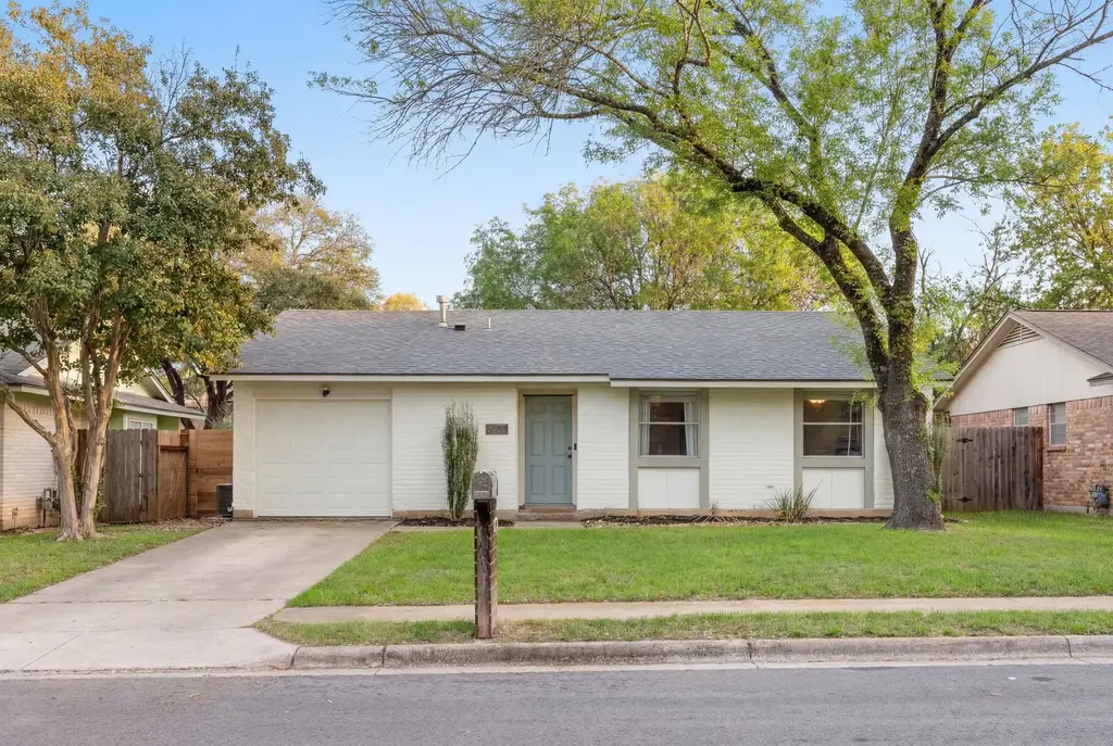 6107 Harwin Lane, Austin