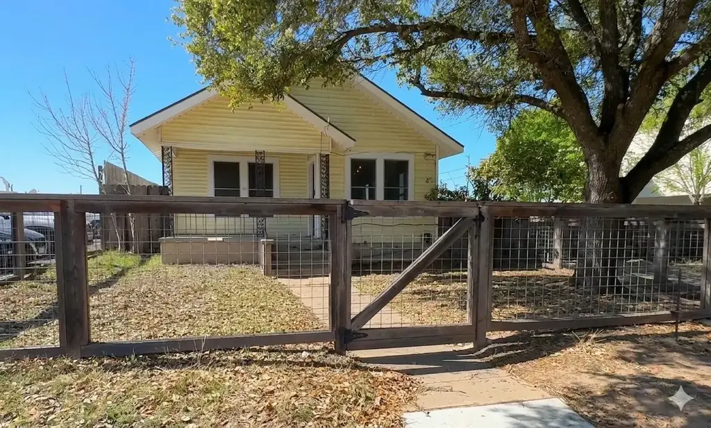 4914 Woodrow Avenue, Austin