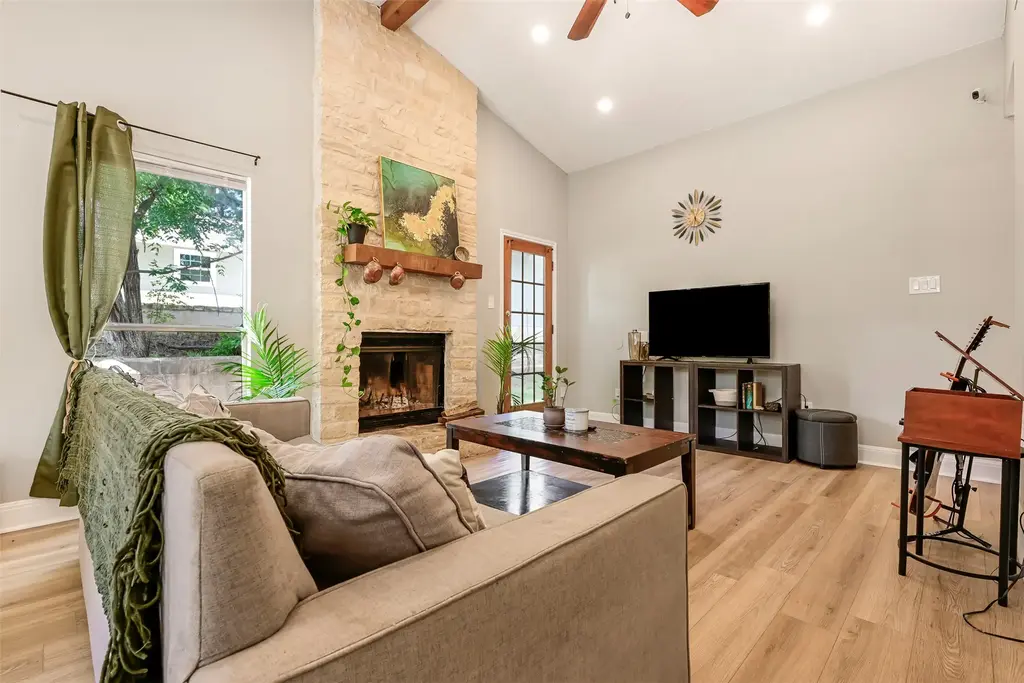 108 S Kaupo Drive A & B, Bastrop