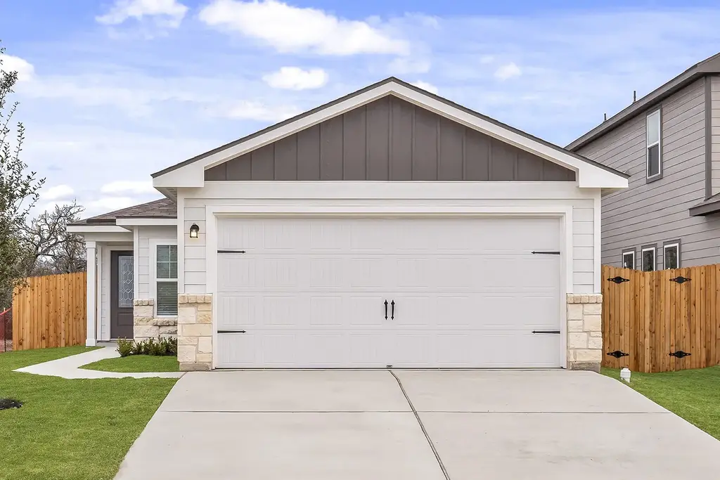 18420 Stellers Sea Street, Elgin