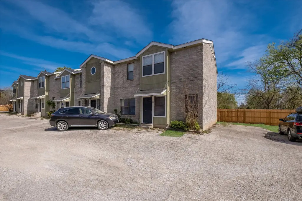1221 W Hopkins Street 16, San Marcos