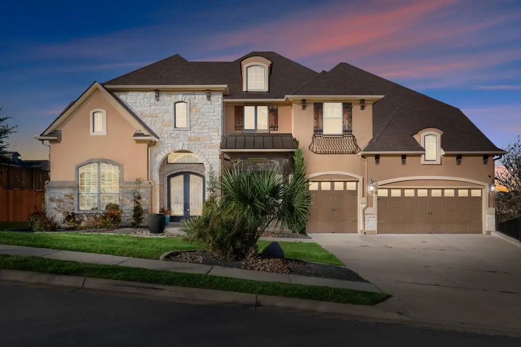 5916 Davenport Divide Road, Austin