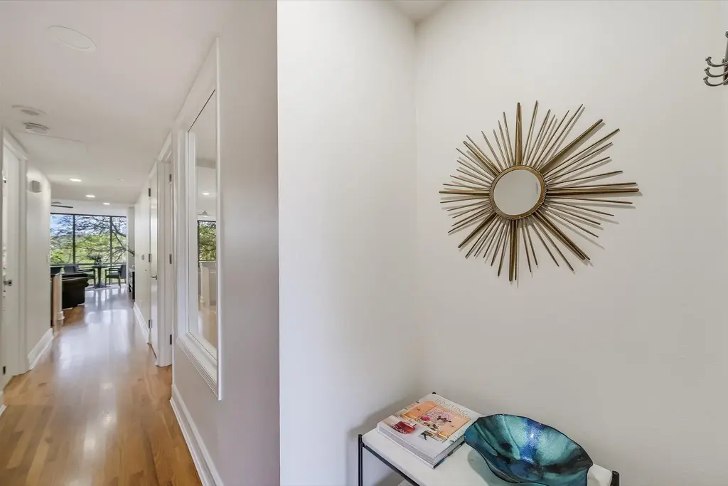 901 W 9th Street 203, Austin