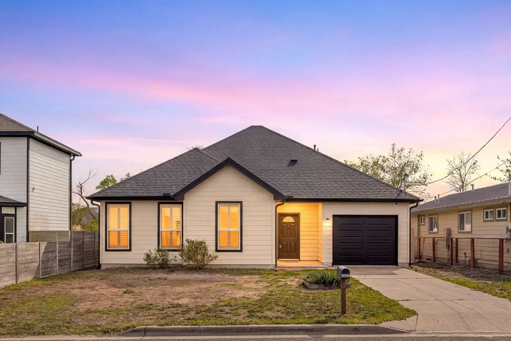 4805 Louis Avenue, Austin