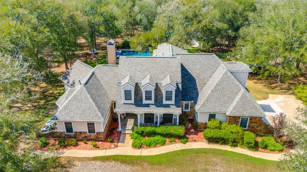 133 Concho Drive, Cedar Creek