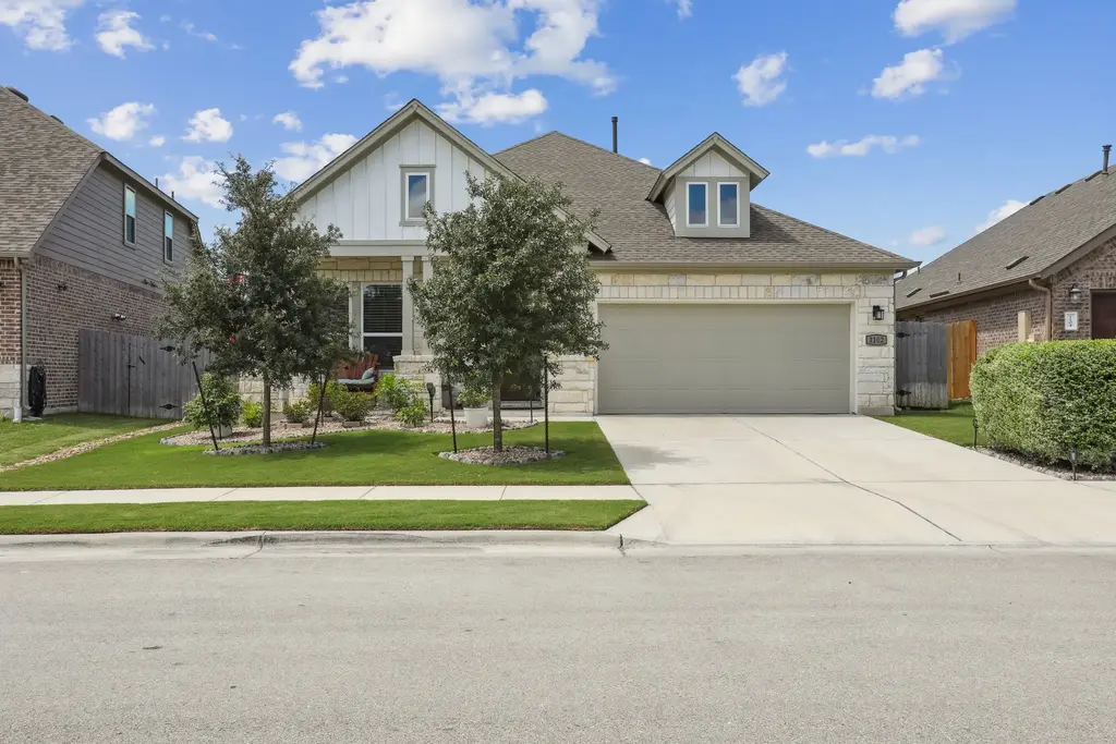 1102 Simmental Loop, Hutto