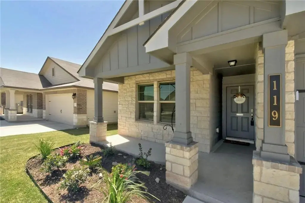 119 Nathaniel Drive, Taylor