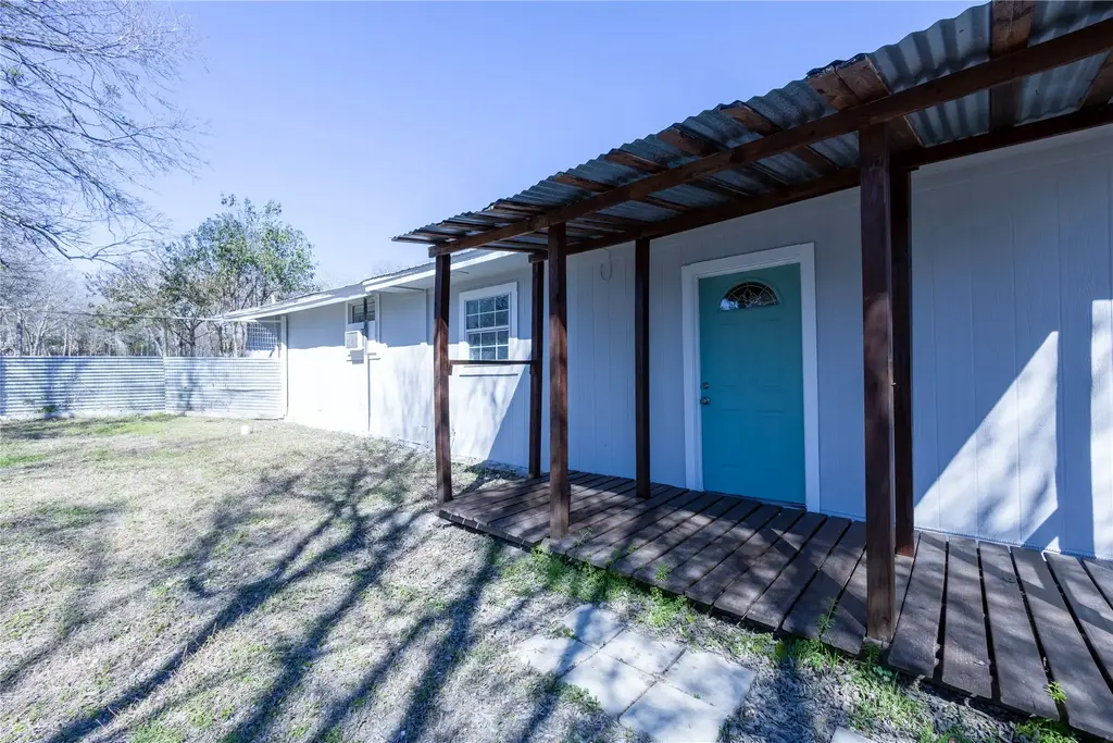 2304 Thrasher Lane A, Austin