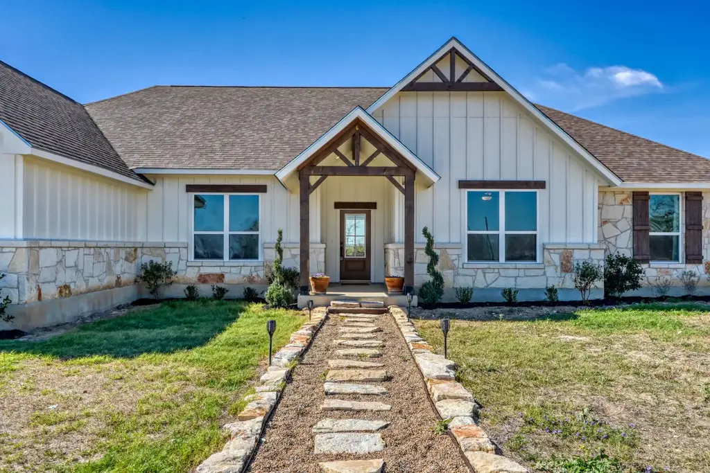1642 Scull Road, San Marcos