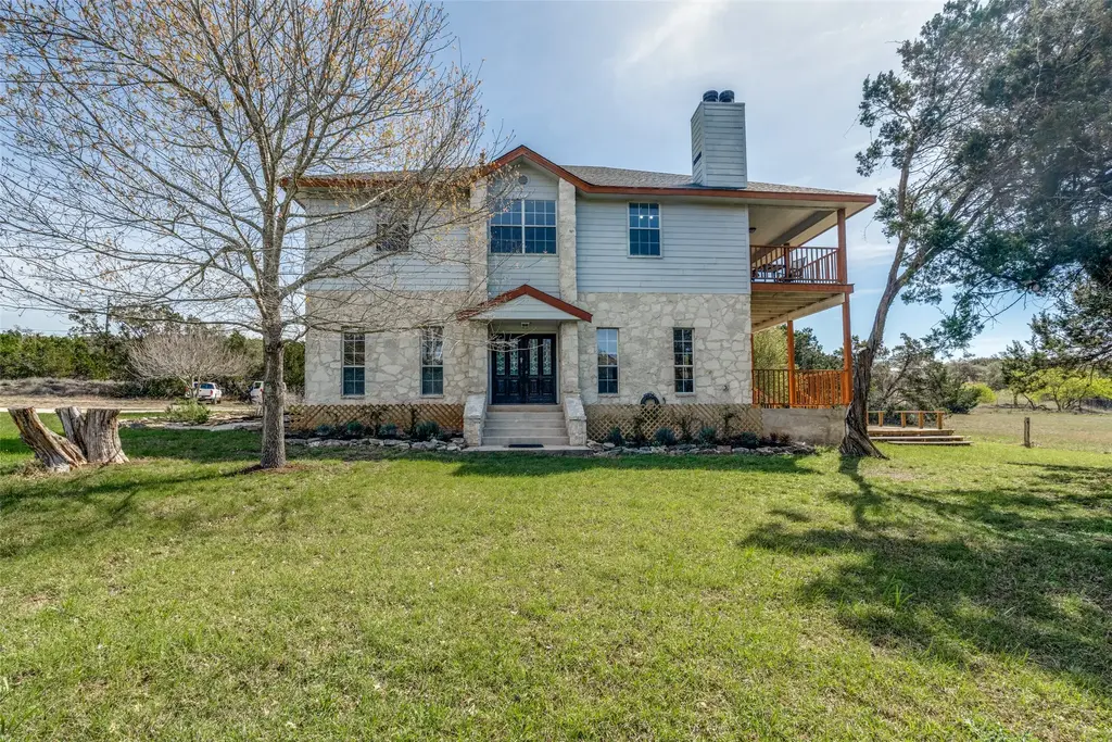34970 Smithson Valley Road, Bulverde