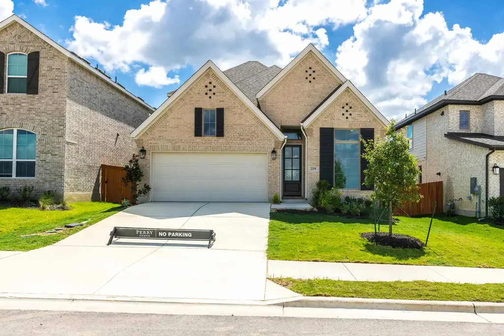 209 Green Brush Drive, Liberty Hill