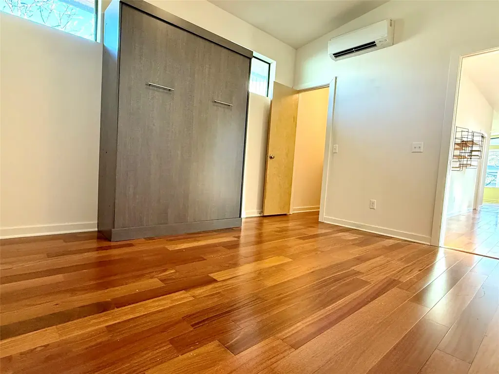 416 Starlight Village Loop, Leander