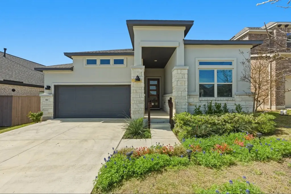 602 Jefferson Drive, Kyle